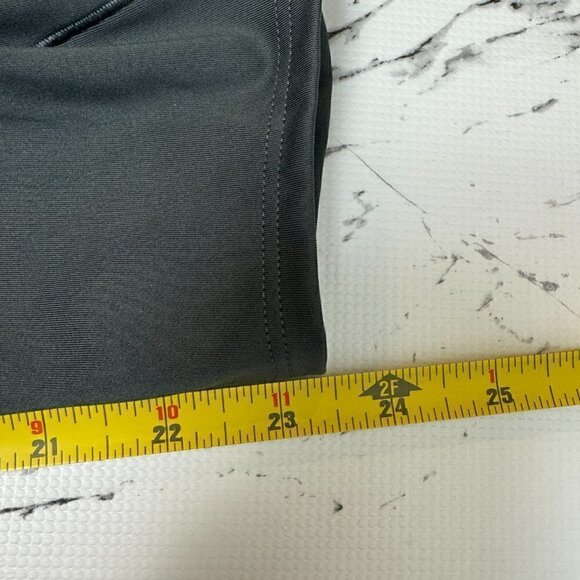 EUC - Adidas 'How we Do' 7/8 leggings, grey/pink with mesh, Size M - Picture 5 of 9